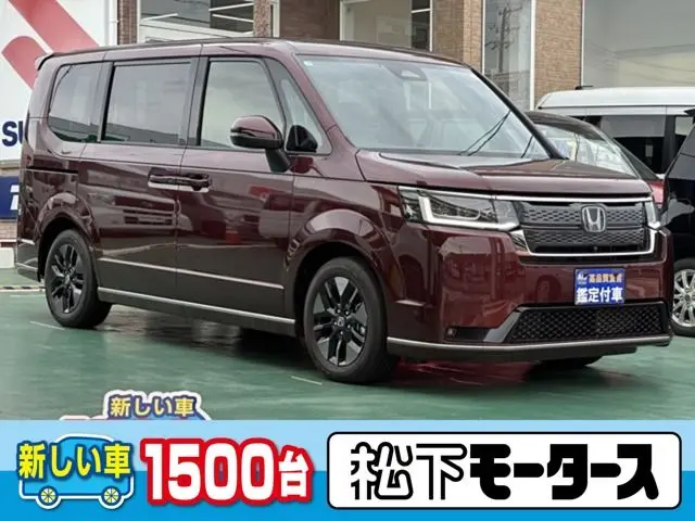 Honda Stepwagon Spada photo 1