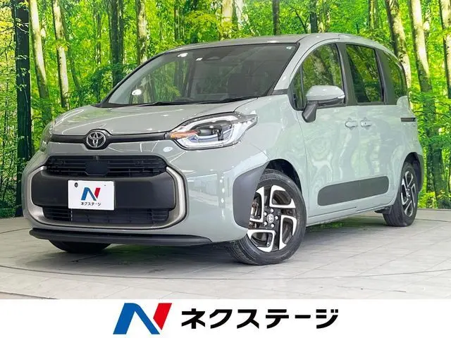 Toyota Sienta fotoğraf 1