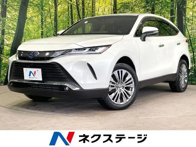Toyota Harrier Hybrid photo 1