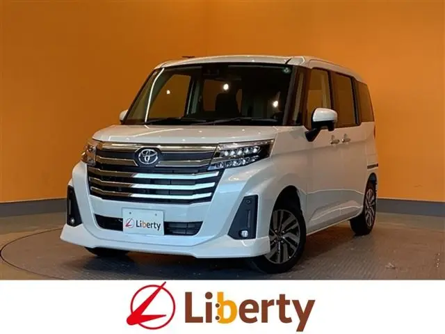 Toyota Roomy fotoğraf 1