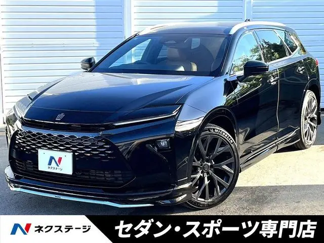 Toyota Crown Estate