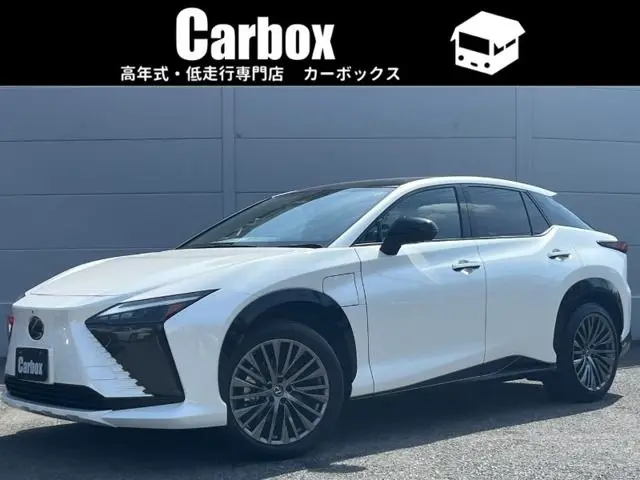 Lexus RZ450e