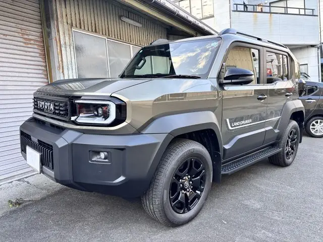 Toyota Land Cruiser FJ