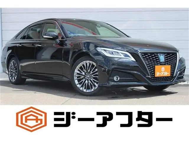 Toyota Crown Hybrid