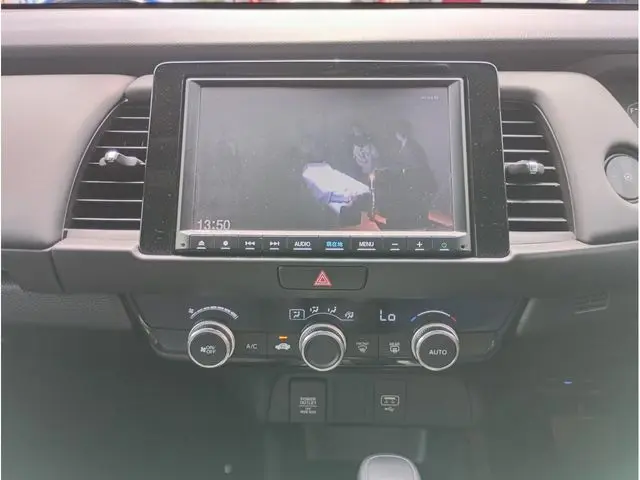 Honda Fit e:HEV fotoğraf 15