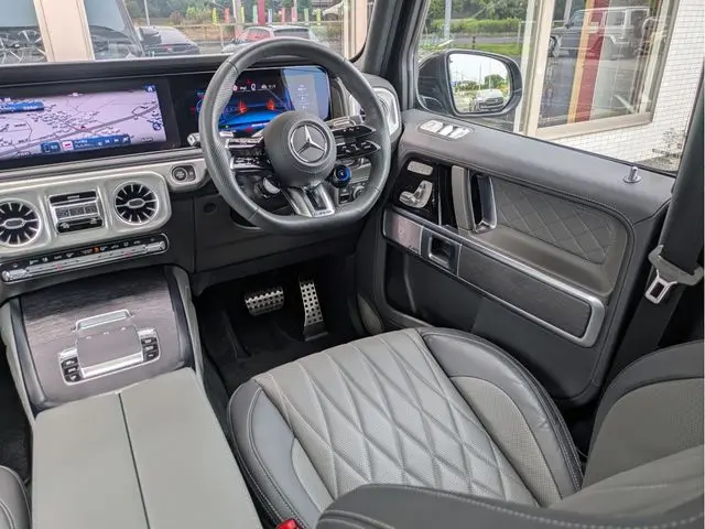 Mercedes-Benz AMG G-Class fotoğraf 26
