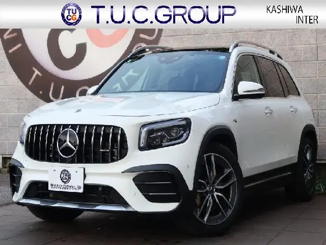 Mercedes-Benz AMG GLB photo 1