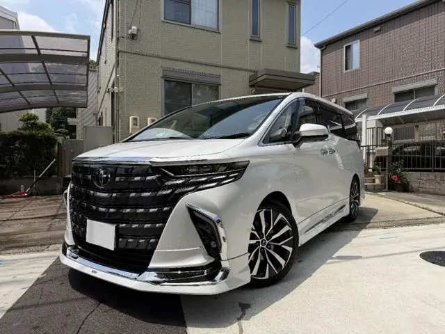 Toyota Alphard Hybrid