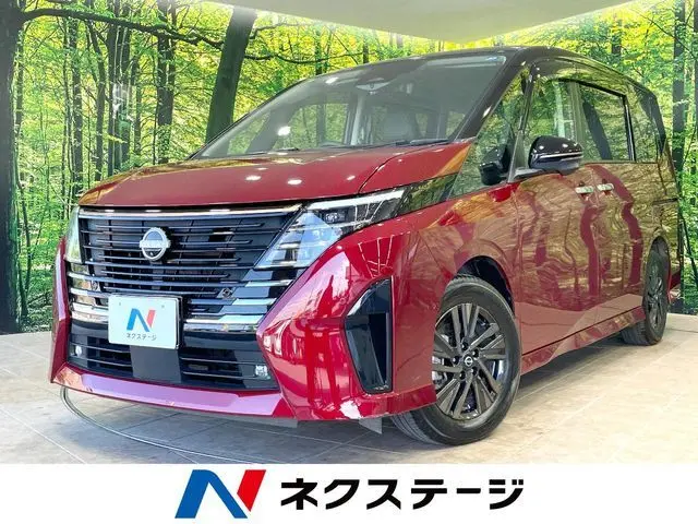 Nissan Serena fotoğraf 1