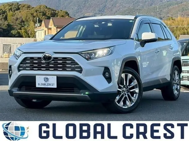 Toyota RAV4 fotoğraf 1