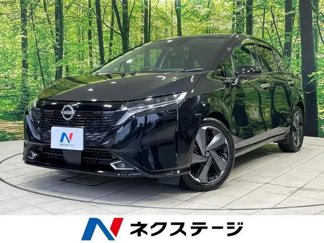 Nissan Aura