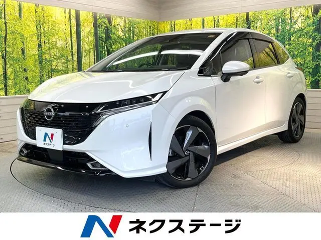 Nissan Aura