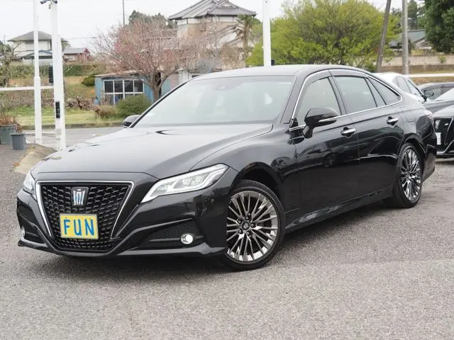 Toyota Crown Hybrid