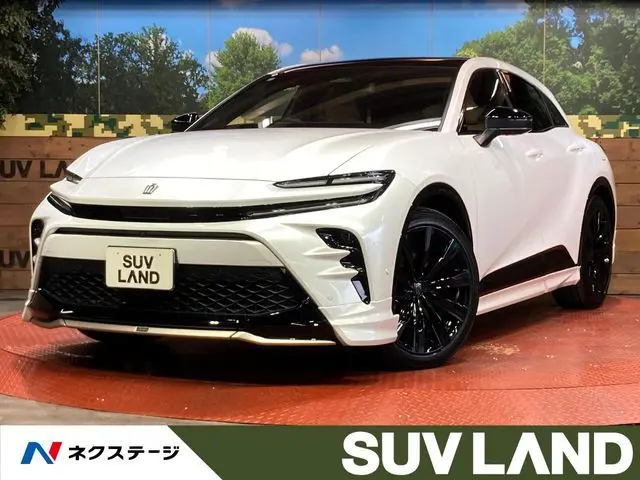 Toyota Crown Sport fotoğraf 1