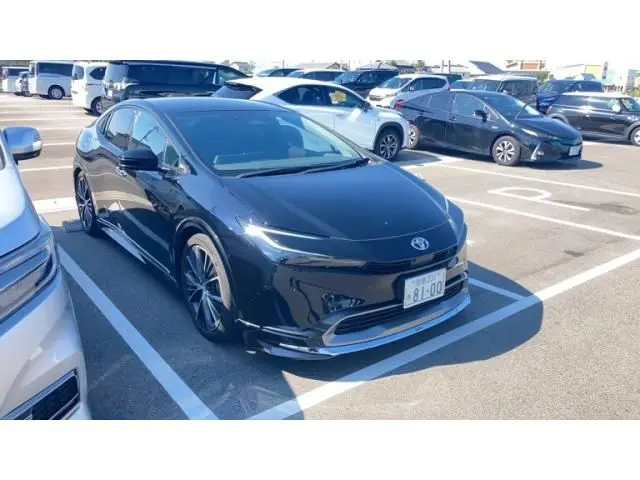 Toyota Prius fotoğraf 1