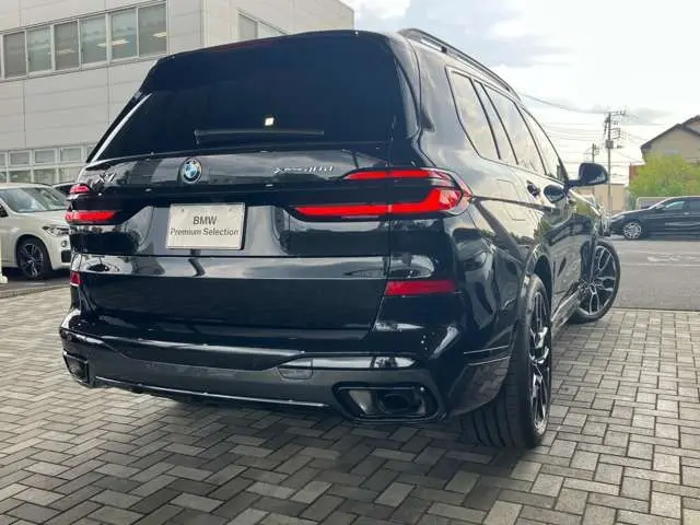 BMW X7 photo 3