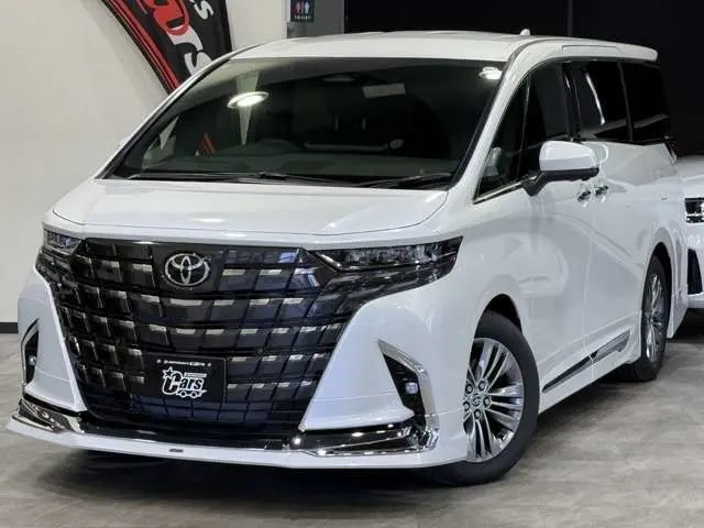 Toyota Alphard fotoğraf 1