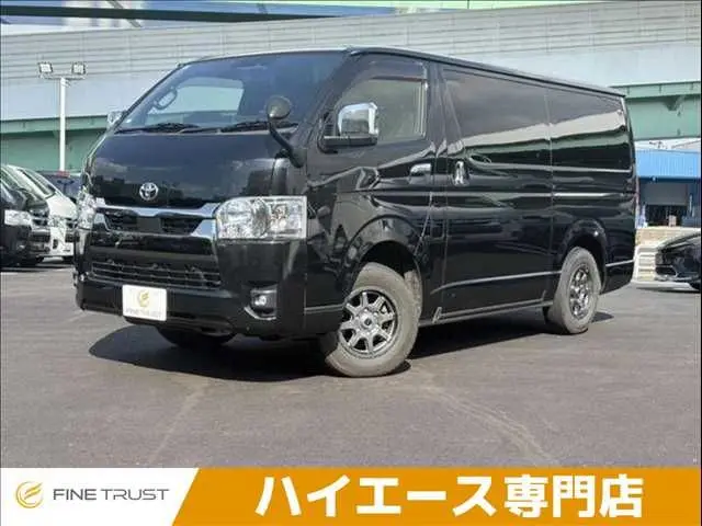 Toyota Hiace Van photo 1