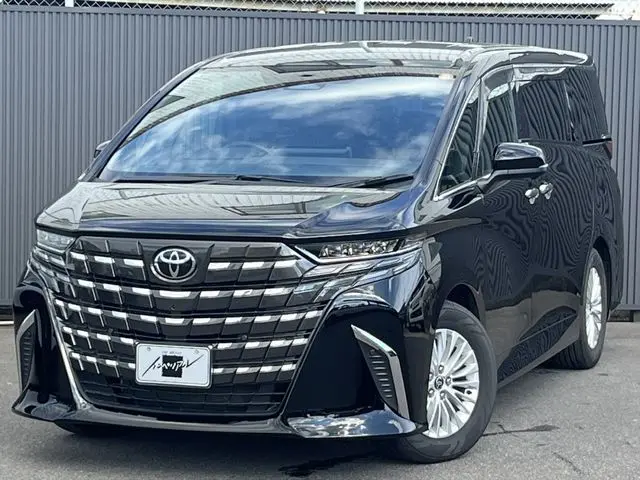 Toyota Alphard Hybrid fotoğraf 1