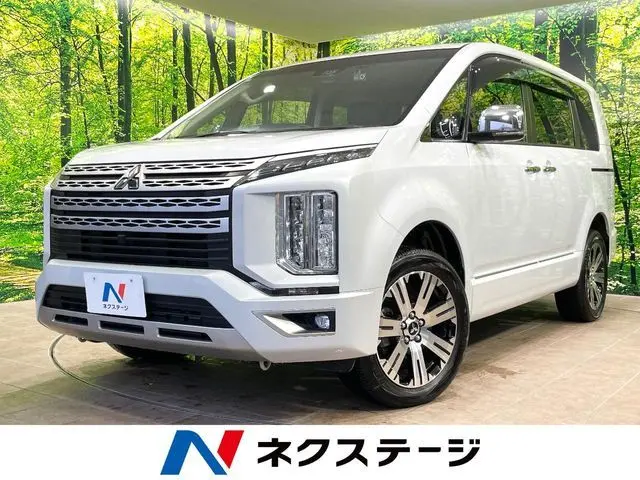 Mitsubishi Delica D:5