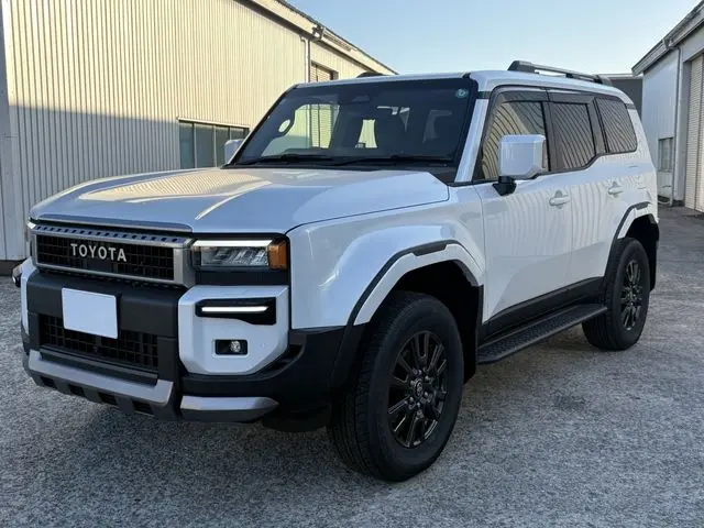 Toyota Land Cruiser 250 photo 1