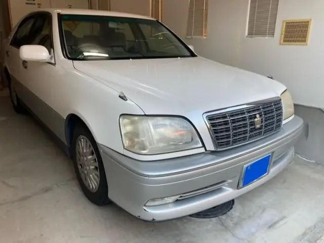 Toyota Crown Sedan