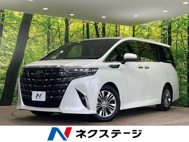 Toyota Alphard fotoğraf 1
