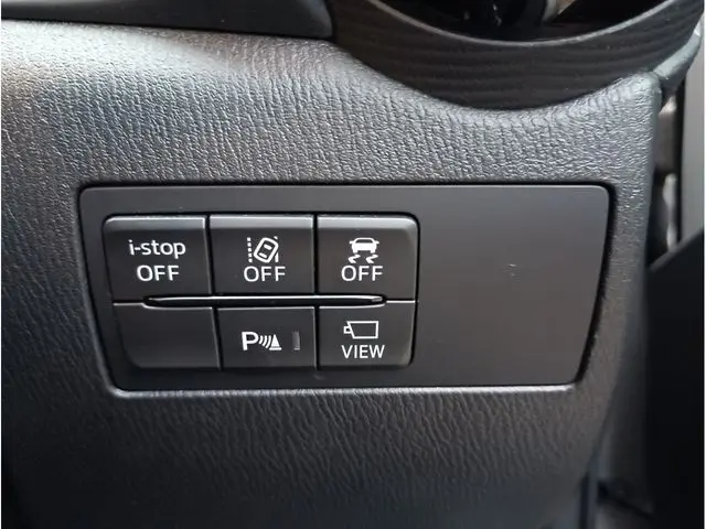 Mazda 2 fotoğraf 12