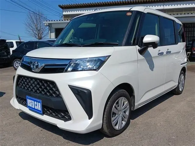 Toyota Roomy fotoğraf 1