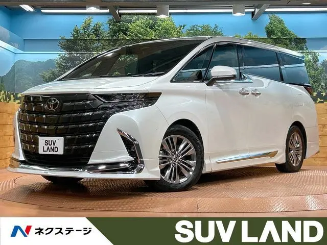 Toyota Alphard Hybrid fotoğraf 1
