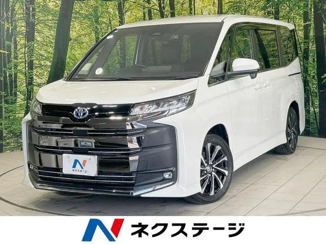 Toyota Noah fotoğraf 1