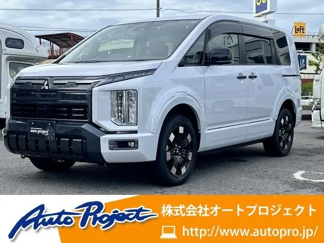 Mitsubishi Delica D:5