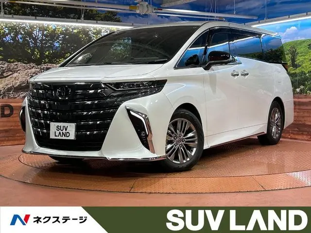Toyota Alphard photo 1