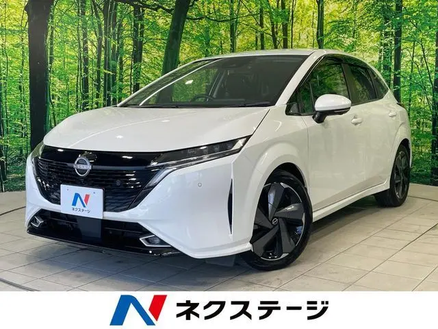Nissan Aura