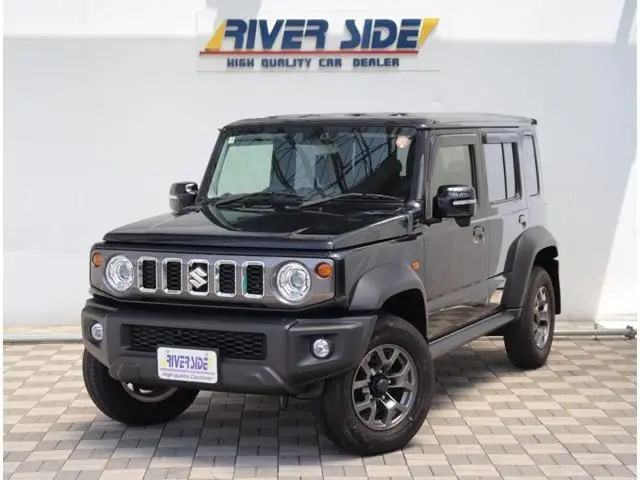Suzuki Jimny Nomade fotoğraf 1