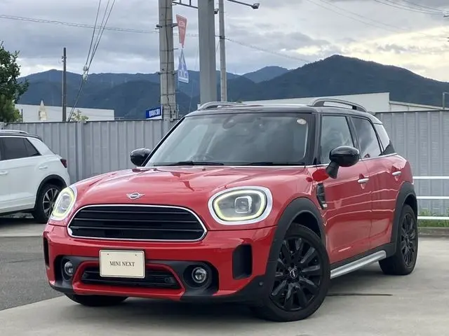 MINI Crossover
