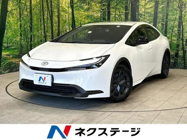 Toyota Prius fotoğraf 1