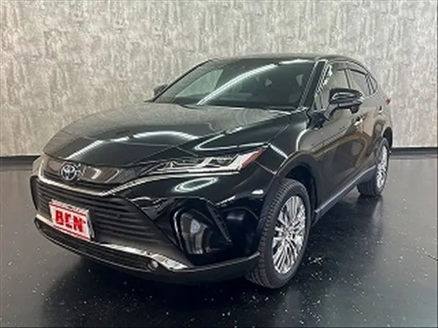 Toyota Harrier Hybrid fotoğraf 1