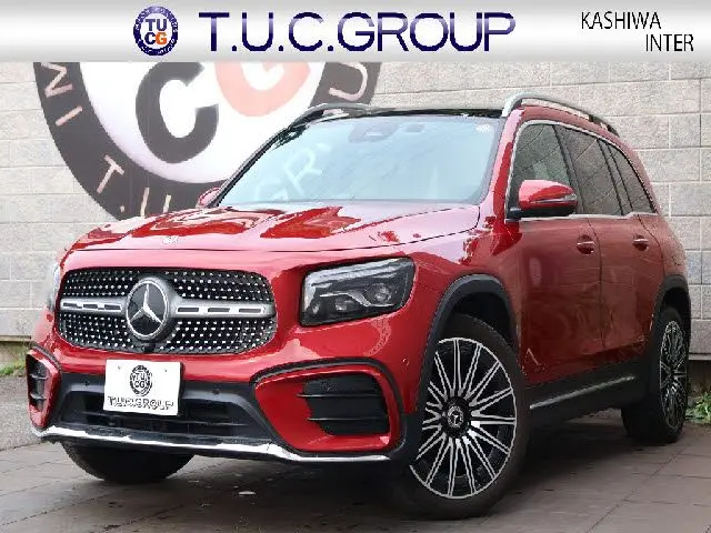 Mercedes-Benz GLB-Class photo 1