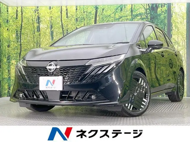 Nissan Aura