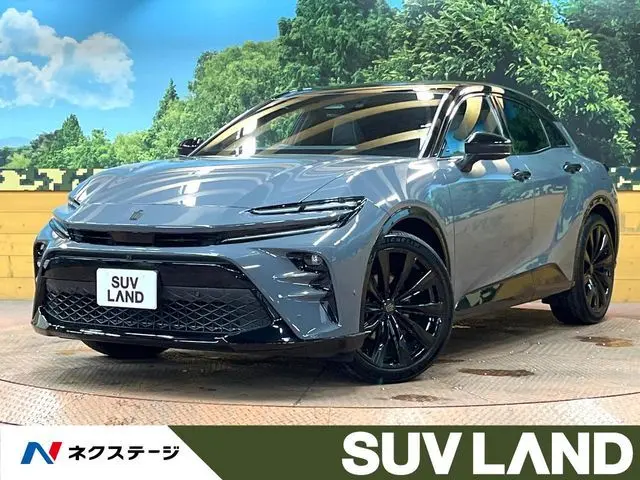 Toyota Crown Sport photo 1