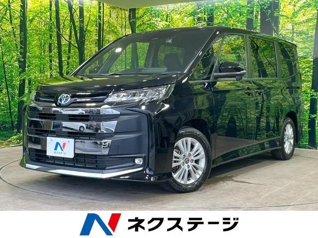 Toyota Noah fotoğraf 1