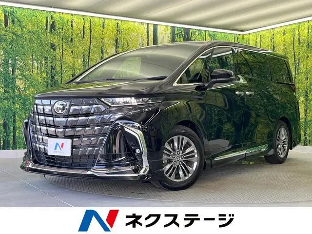 Toyota Alphard photo 1
