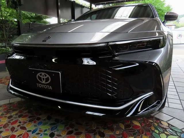 Toyota Crown Crossover