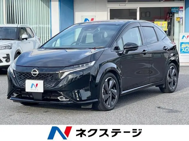 Nissan Aura