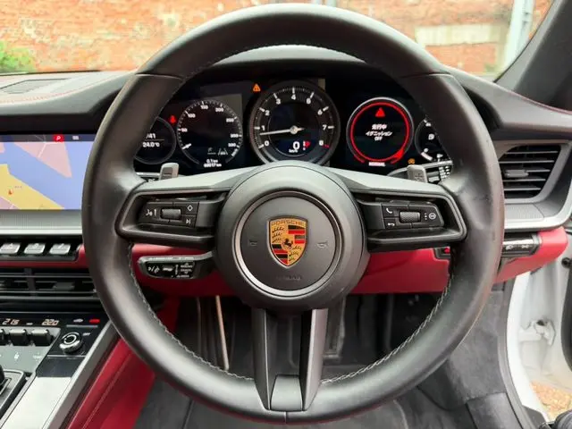 Porsche 911 photo 13