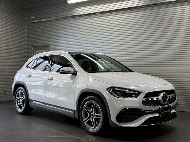 Mercedes-Benz GLA-Class