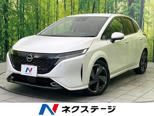 Nissan Aura