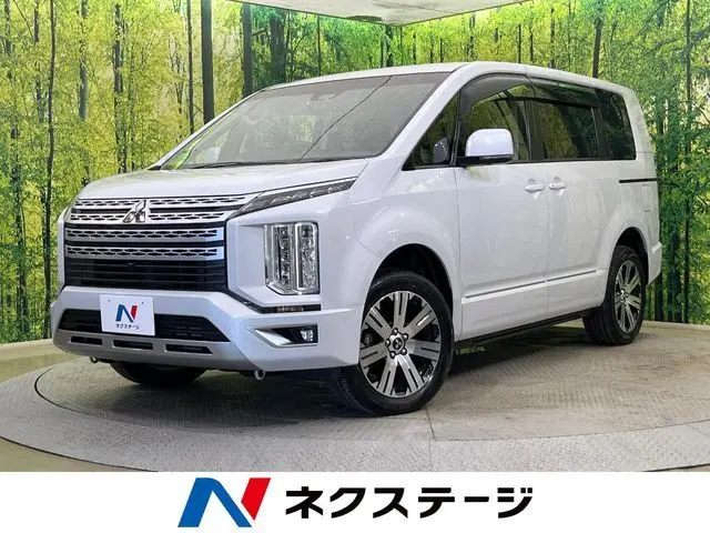 Mitsubishi Delica D:5