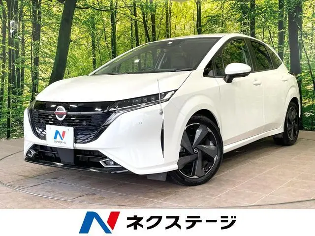 Nissan Aura
